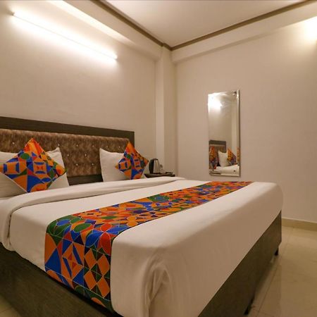 Hotel Fabexpress Dolphin International Near Delhi Airport Nowe Delhi Zewnętrze zdjęcie