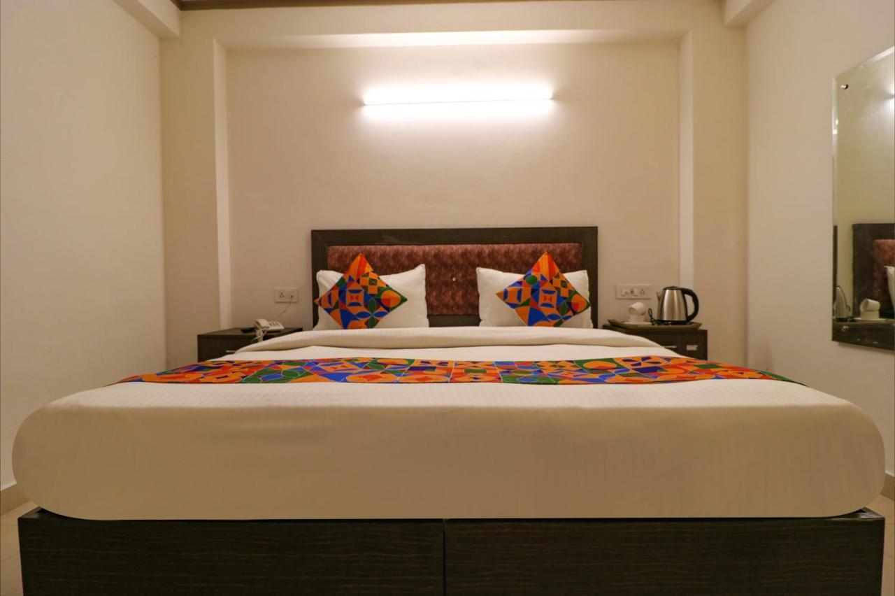 Hotel Fabexpress Dolphin International Near Delhi Airport Nowe Delhi Zewnętrze zdjęcie
