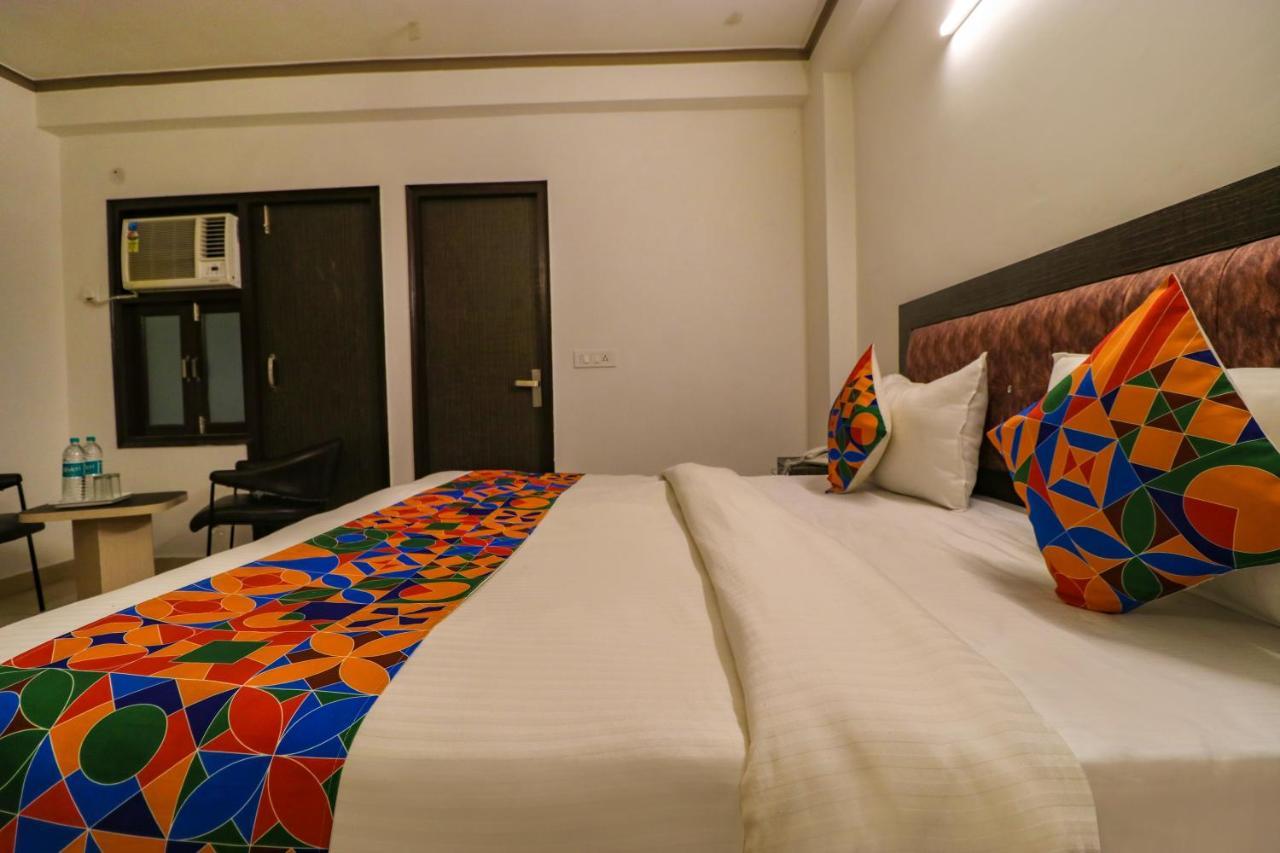 Hotel Fabexpress Dolphin International Near Delhi Airport Nowe Delhi Zewnętrze zdjęcie