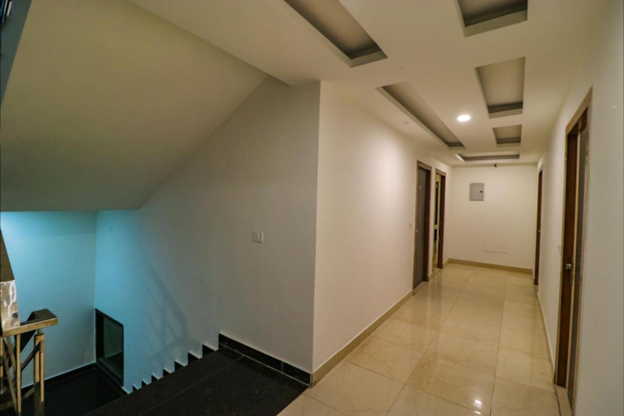 Hotel Fabexpress Dolphin International Near Delhi Airport Nowe Delhi Zewnętrze zdjęcie