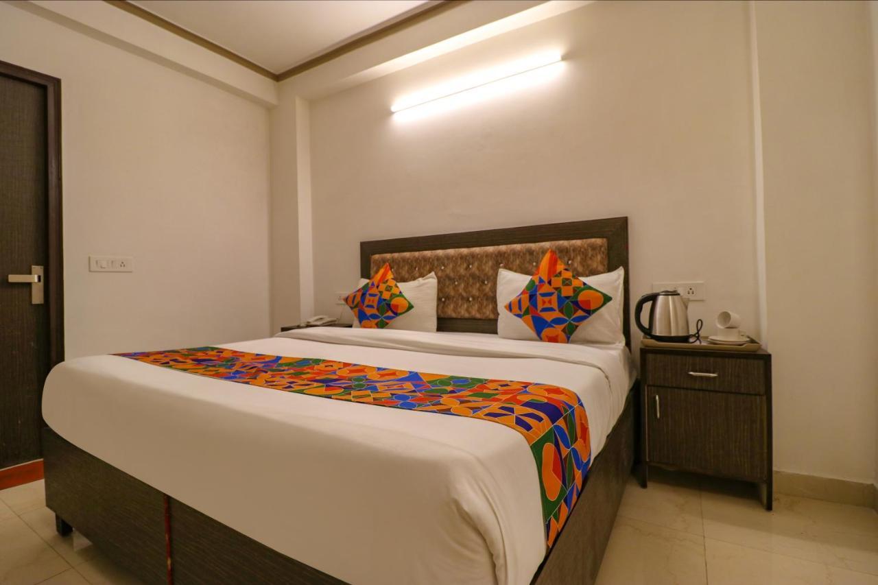 Hotel Fabexpress Dolphin International Near Delhi Airport Nowe Delhi Zewnętrze zdjęcie