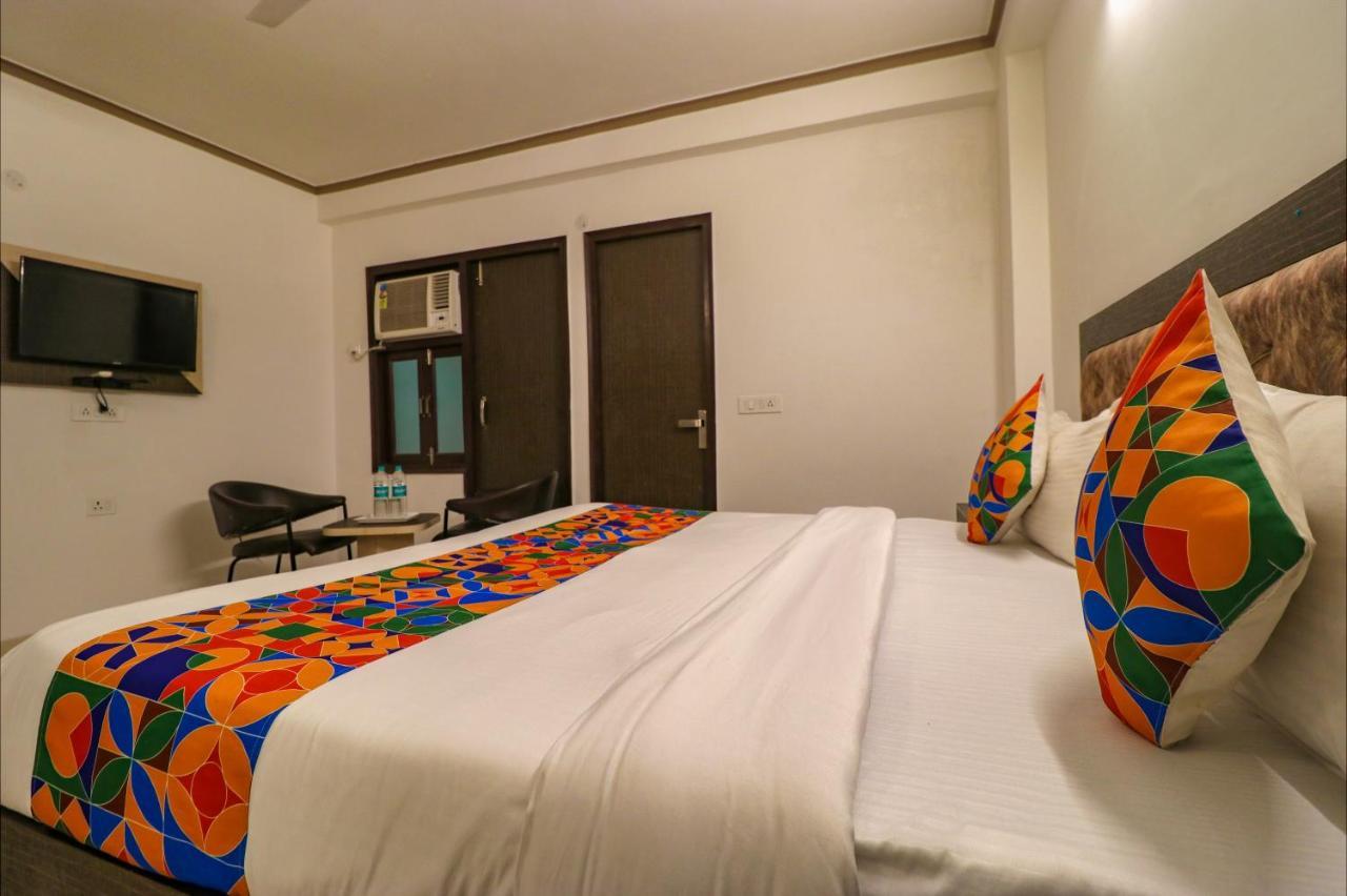 Hotel Fabexpress Dolphin International Near Delhi Airport Nowe Delhi Zewnętrze zdjęcie