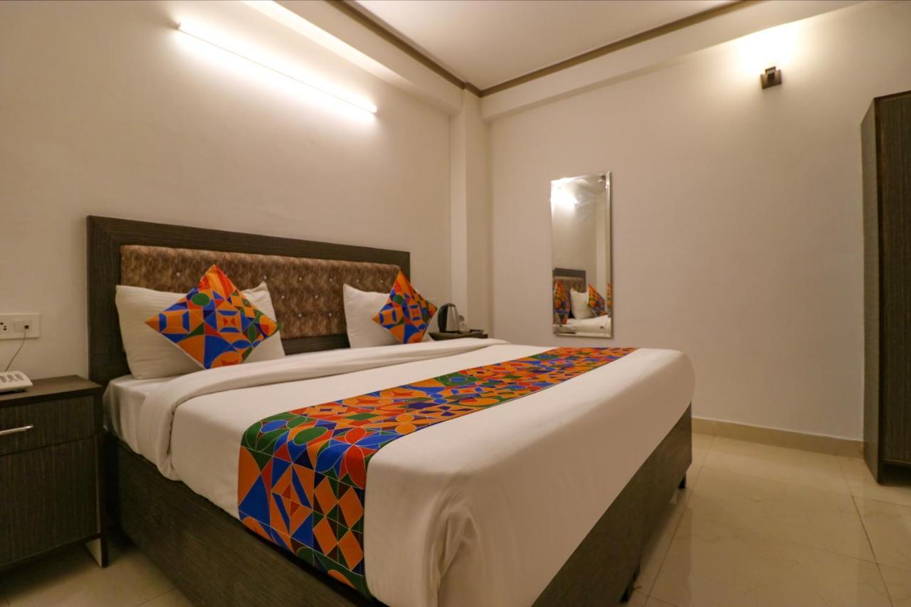 Hotel Fabexpress Dolphin International Near Delhi Airport Nowe Delhi Zewnętrze zdjęcie